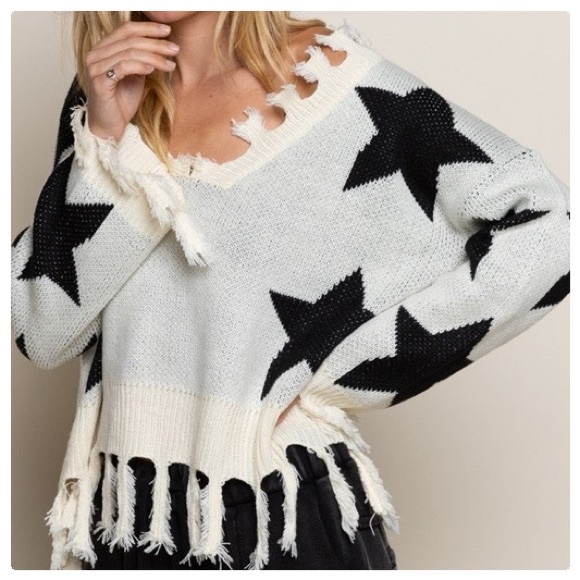 POL All about Stars Fringe Sweater Top - Picture 2 of 8